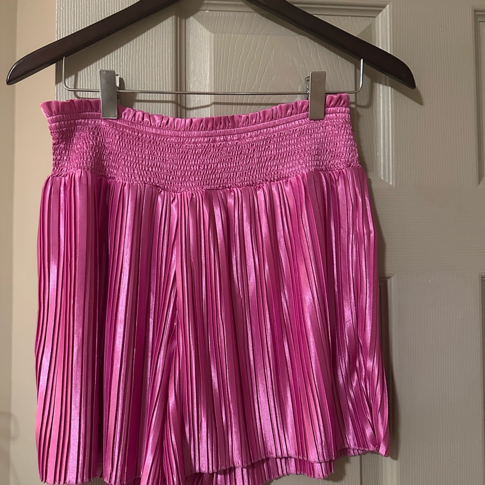 Impeccable Pig glam Pink Pleated Shorts